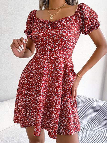 Robe sexy courte fleurie