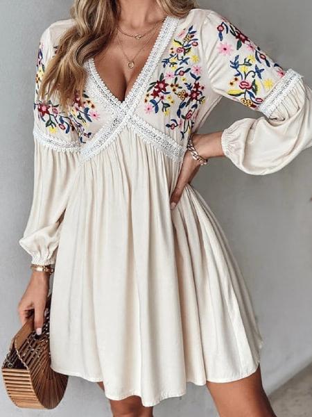 robe blanche brodée fleurs