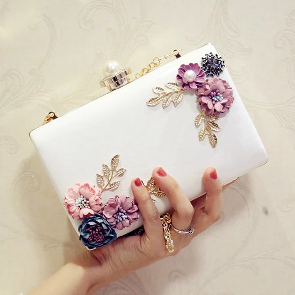Pochette à fleurs