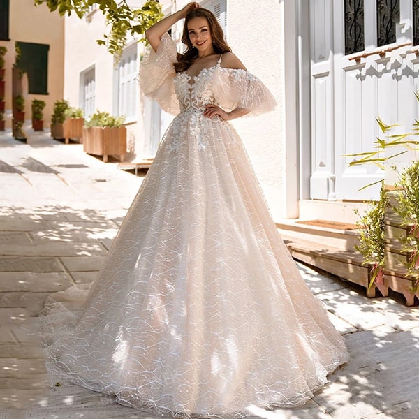 robe de mariée à fleurs haute couture