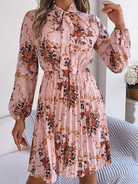 robe fleurie nœud papillon