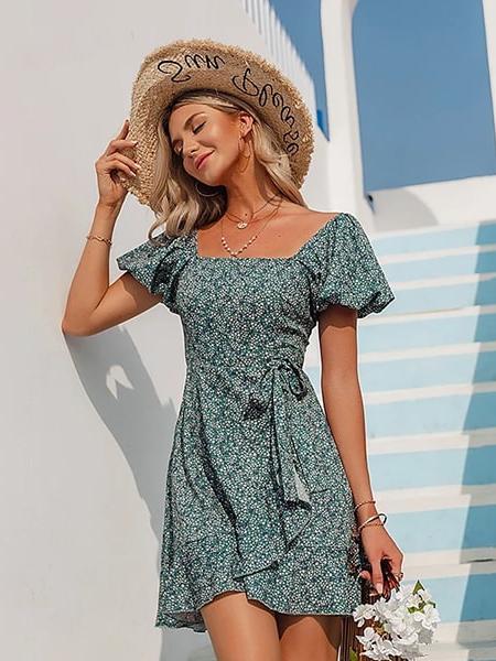 robe verte émeraude fleurie