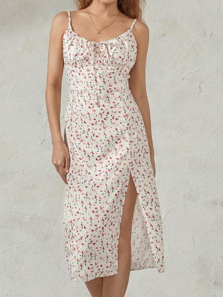 robe longue fleurie cintrée