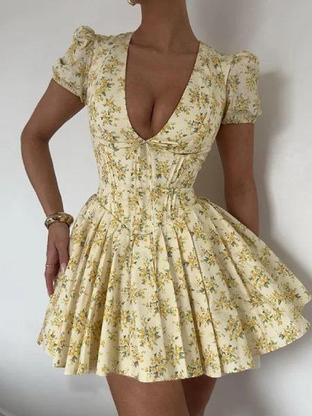 robe patineuse fleurie courte